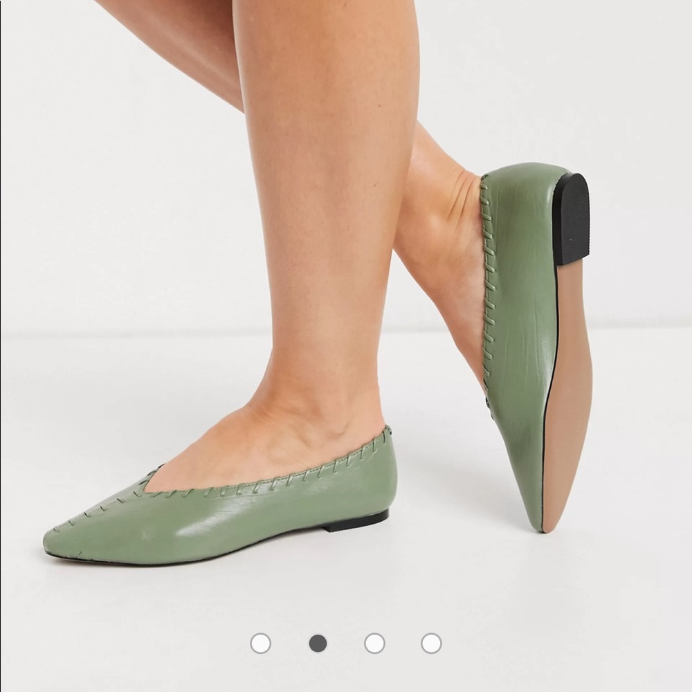 NWT Asos flats size 11